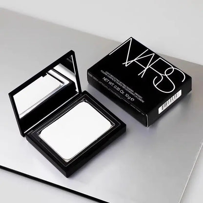 NARS Poudre Fixante Compacte Light Reflecting – Longue Tenue, Contrôle du Sébum, Effet Flou