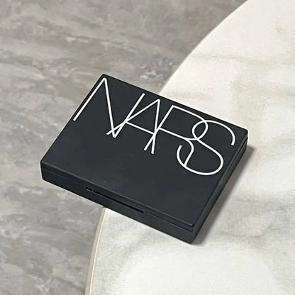 NARS Poudre Fixante Compacte Light Reflecting – Longue Tenue, Contrôle du Sébum, Effet Flou