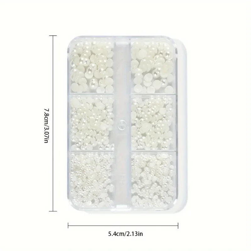 Perles Plates Demi-Rondes pour Nail Art – Boîte 6 Compartiments Blanc/Beige